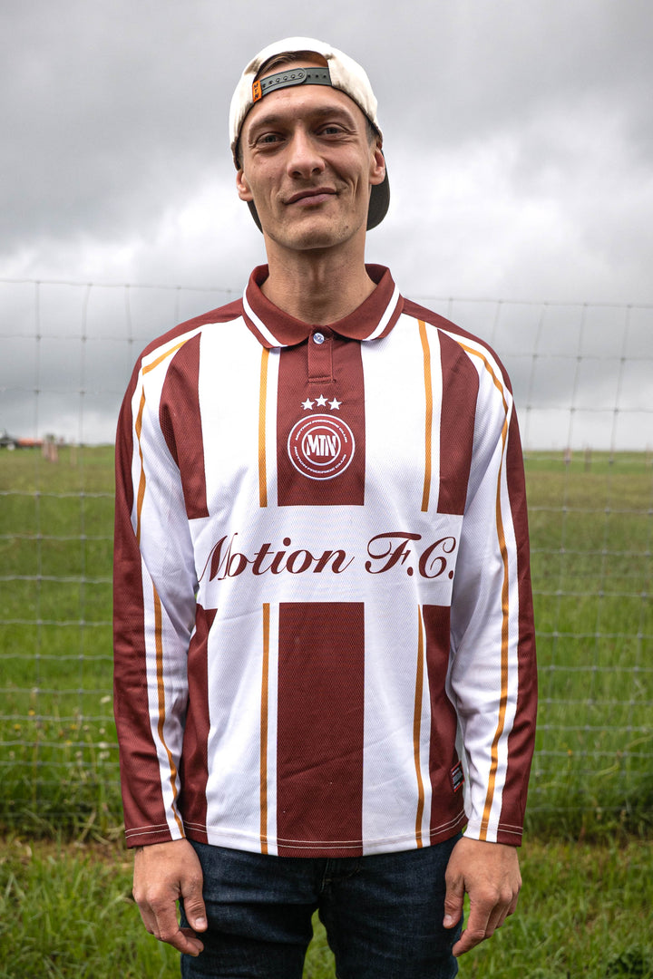 Red White Retro Motion Freeride Club Soccer Jersey - The Motion Brand Fußballtrikot Fussball Trikot Jersey MTB Jersey Lukas Knopf Trikot Mtn Components Trikot Rotes Jersey Rotes Trikot MTB