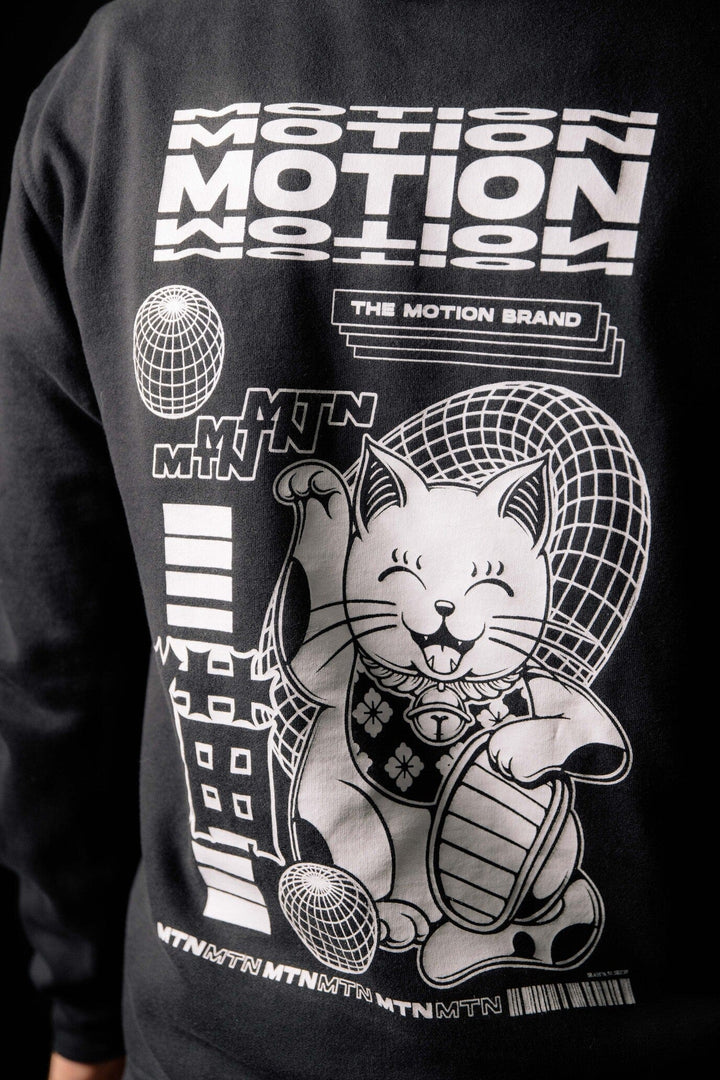 Maneki Neko Hoodie The Motion Brand Lukas Knopf Streetwear Hoodie Schwarz Schwarzer Hoodie Schwarzer Kapuzenpullover