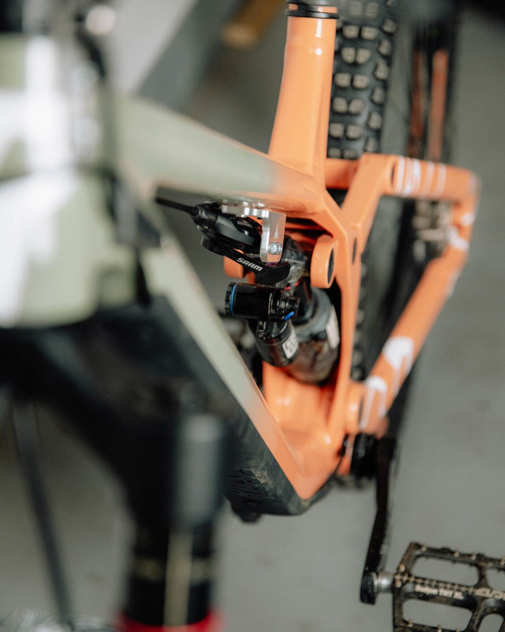 Halteplatte für Schaltwerk The Motion Brand Lukas Knopf Platte