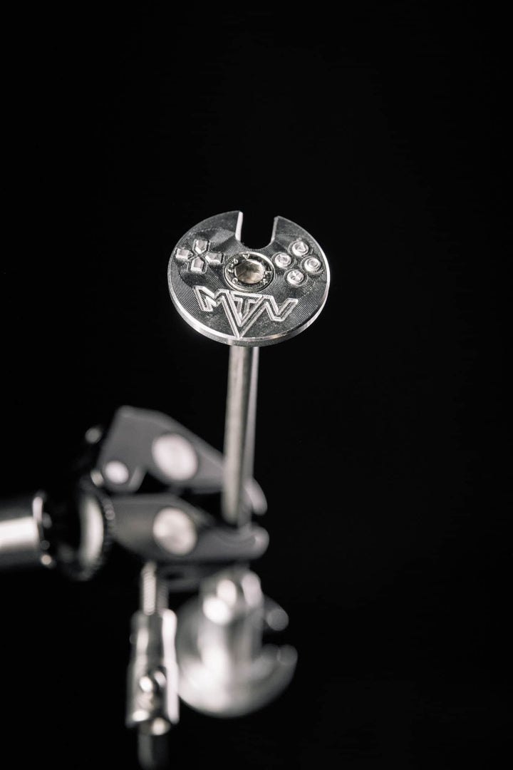 MTN Cheat Claw - Durchgehende Gabelkralle - Mountainbike Parts Teile MTB Teil Barspin Big Bike Freeride Downhill Lukas Knopf The Motion Brand