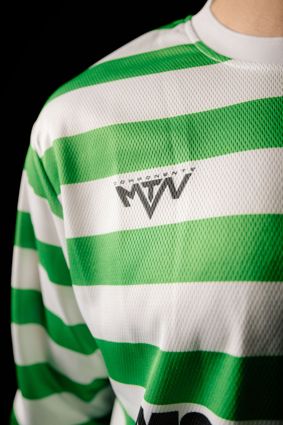 Green White Motion Freeride Club Soccer Jersey - The Motion Brand Fußballtrikot Fussball Trikot Jersey MTB Jersey Lukas Knopf Trikot Mtn Components Trikot Grünes Jersey