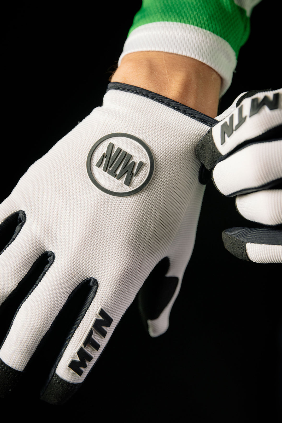 hipp handschuh schweinfurt White MTB Handschuhe MTN – Lukas Knopf