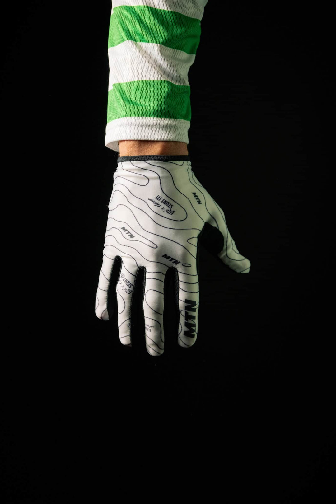 Motion Terra MTB Handschuhe - The Motion Brand Bike Handschuhe Lukas Knopf Merchandise Terra Optik White Terra