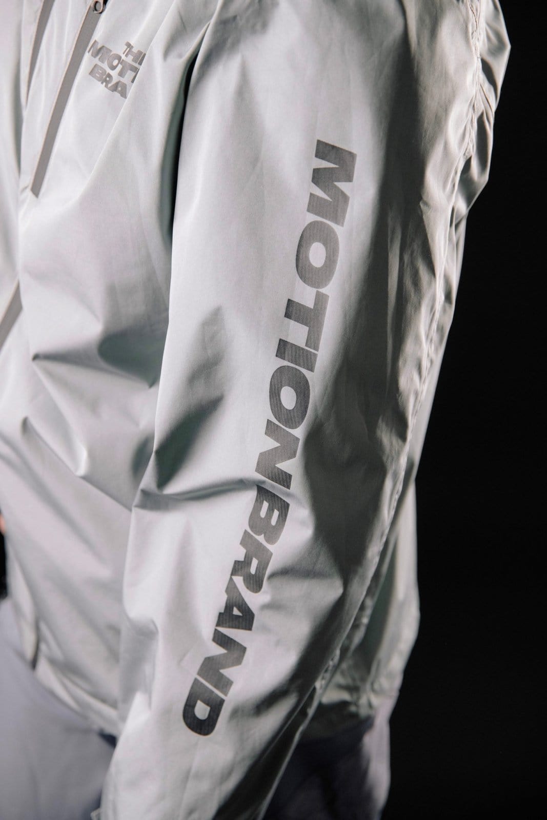 Grey Motion Trail Jacket Regenjacke (Grau) - The Motion Brand