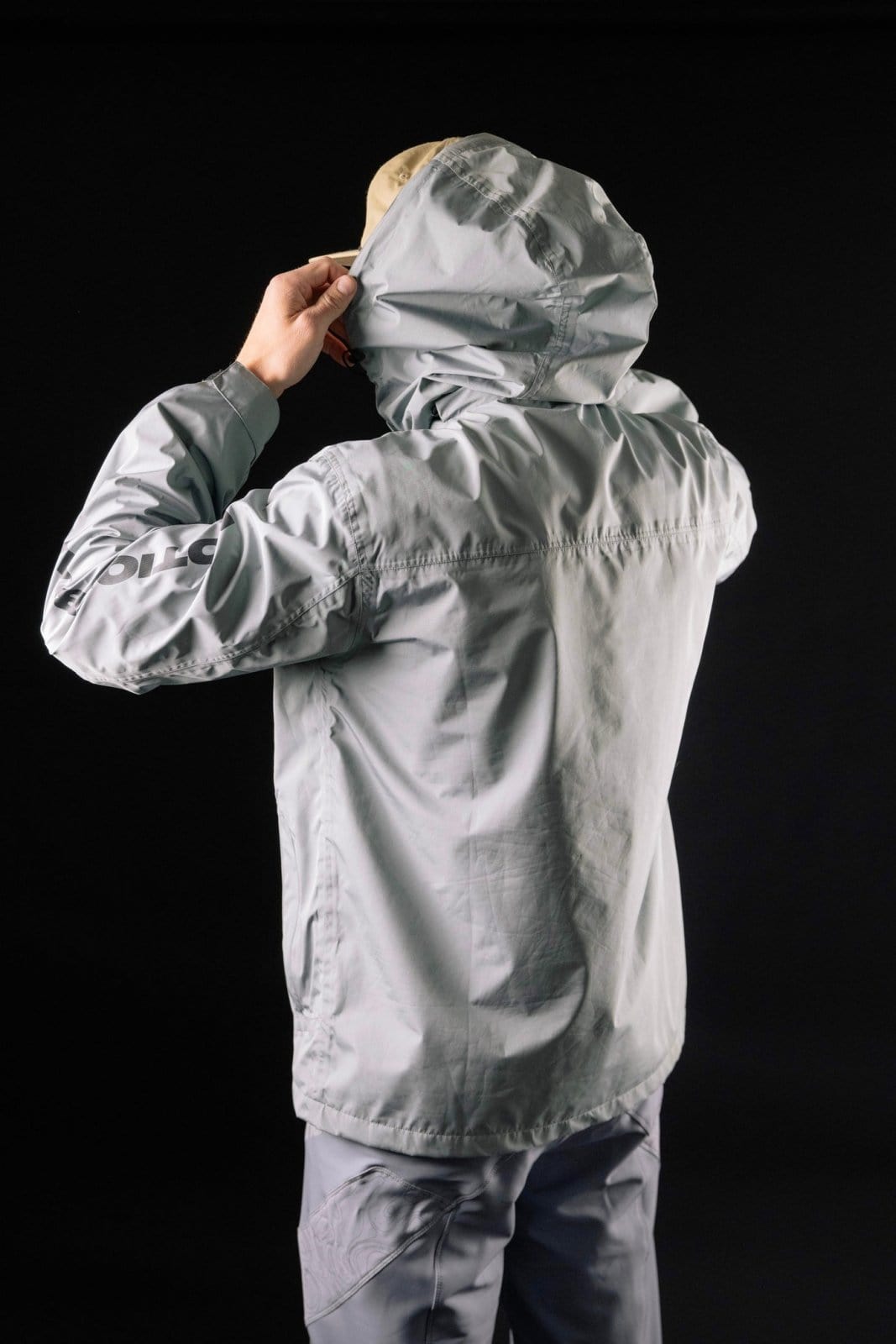 Grey Motion Trail Jacket Regenjacke (Grau) - The Motion Brand