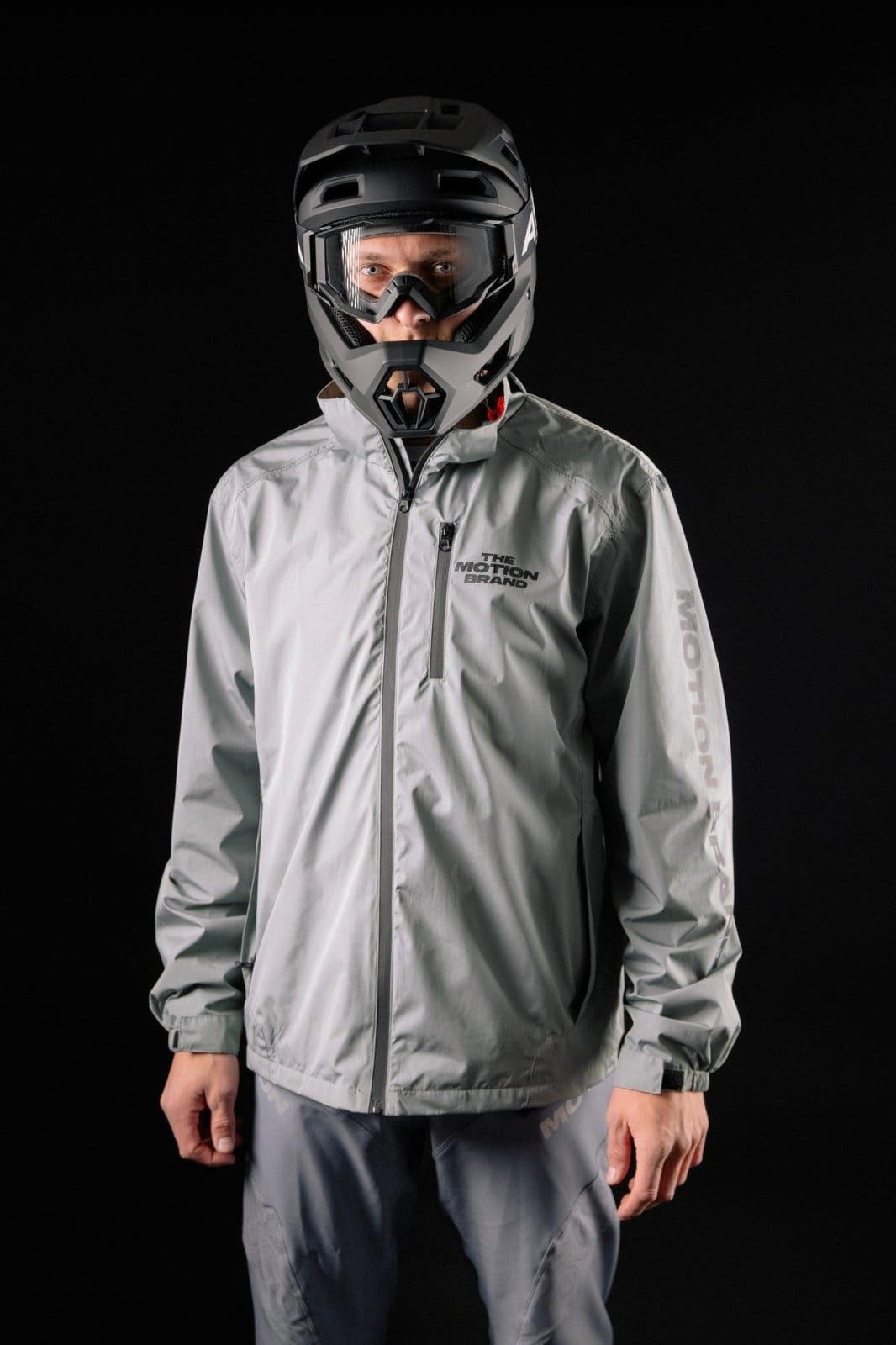 Grey Motion Trail Jacket Regenjacke (Grau) - The Motion Brand regenjacke windjacke lukas knopf merchandise windbreaker