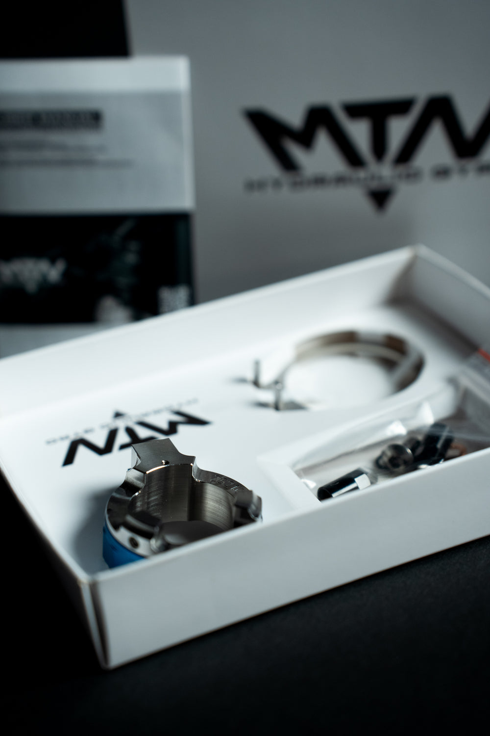 MTN Components Hydraulic Gyro 2.0 / Hydraulischer Rotor - The Motion Brand Lukas Knopf Gyro Barspin Tailwhip Trickstuff trixer endless barspins MTN Components Gyro Brandon Semenuk Gyro Godziek Gyro Dirtjump Gyro Slopestyle Gyro Freeride Gyro