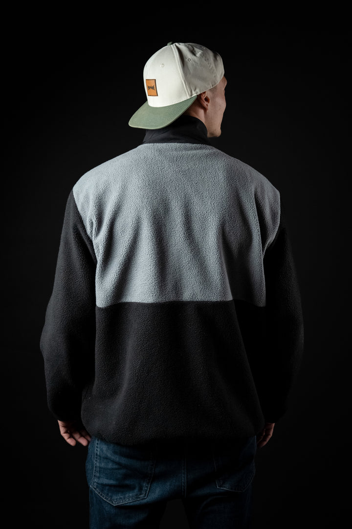 Motion Trail Fleece Jacke - The Motion Brand Grey Black Fleece Jacke Lukas Knopf Merchandise Trail Jacke MTB Jacke MTB Fleece Jacke Grau Schwarz Fleece Jacke MTB Bekleidung