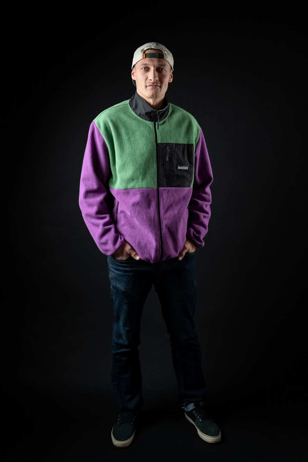 Motion Trail Fleece Jacke - The Motion Brand Green Purple Fleece Jacke Lukas Knopf Merchandise Trail Jacke MTB Jacke MTB Fleece Jacke Grün Lila Fleece Jacke MTB Bekleidung