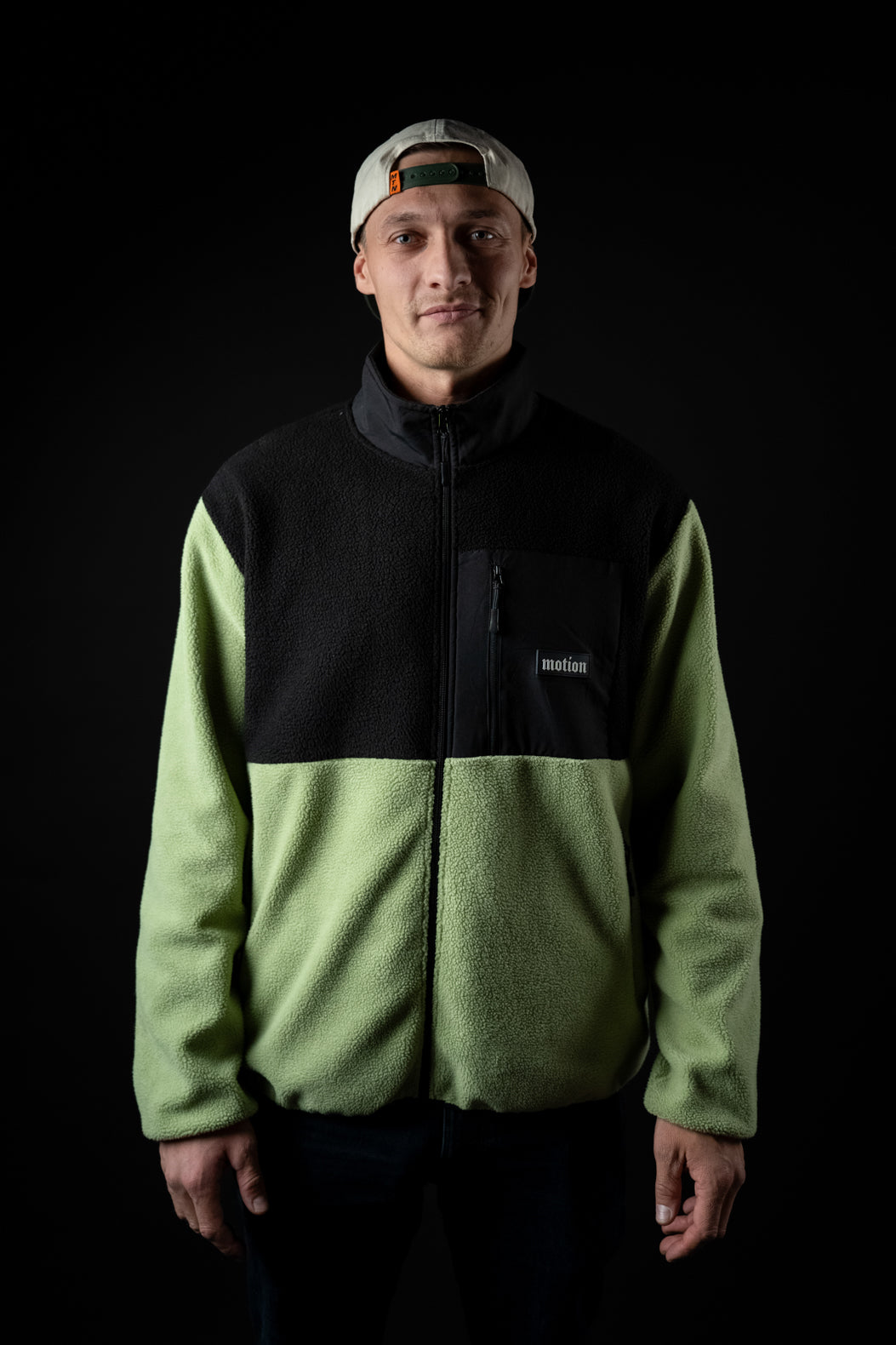 Motion Trail Fleece Jacke - The Motion Brand Green Black Fleece Jacke Lukas Knopf Merchandise Trail Jacke MTB Jacke MTB Fleece Jacke Grün Schwarz Fleece Jacke MTB Bekleidung