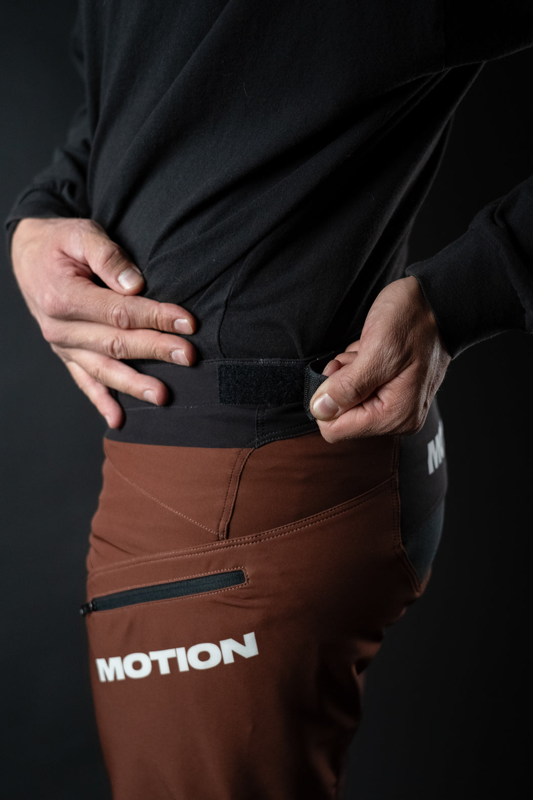 Brown Trail MTB Pants (Hose) lang - The Motion Brand Fahrradhose Mountainbike Hose mit Protektor Lukas Knopf Fahrradhose MTB Freeride Hose Downhill Hose Downhill Pants Braun Brown Pants Kevlar