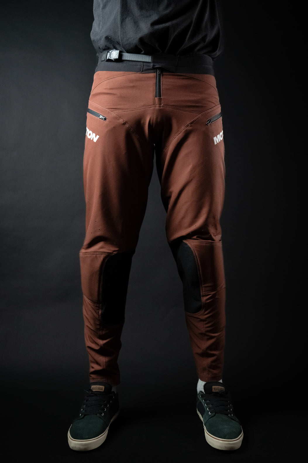 Brown Trail MTB Pants (Hose) lang - The Motion Brand Fahrradhose Mountainbike Hose mit Protektor Lukas Knopf Fahrradhose MTB Freeride Hose Downhill Hose Downhill Pants Braun Brown Pants