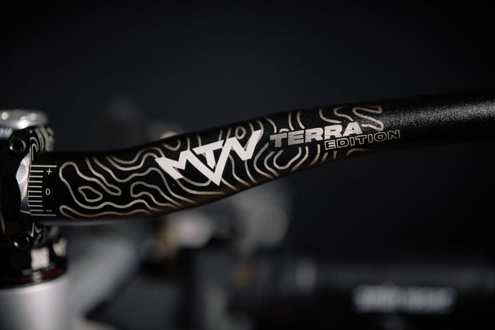 Terra MTN Components MTB Lenker + Gratis Griffe - The Motion Brand