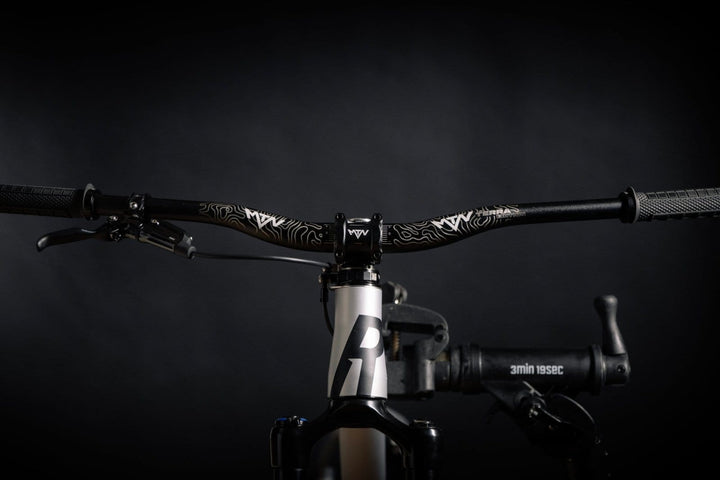 Terra MTN Components MTB Lenker + Gratis Griffe - The Motion Brand