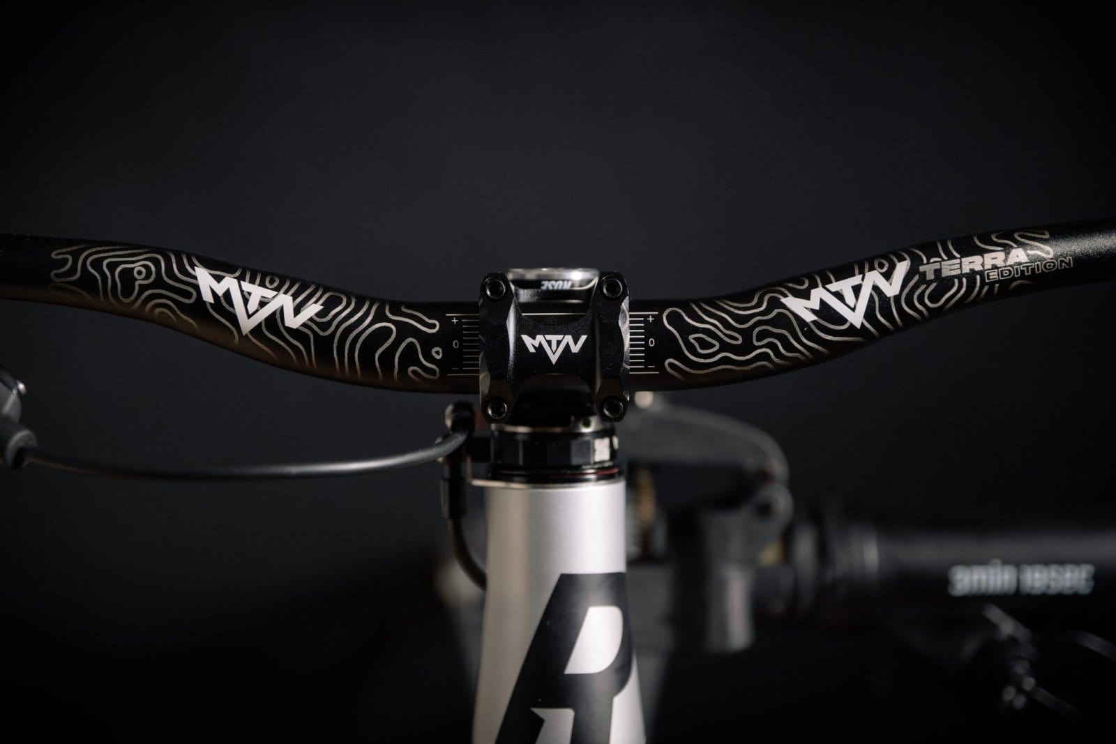 mountainbike lenker zu niedrig Terra MTN Components MTB Lenker + Gratis Griffe – Lukas Knopf