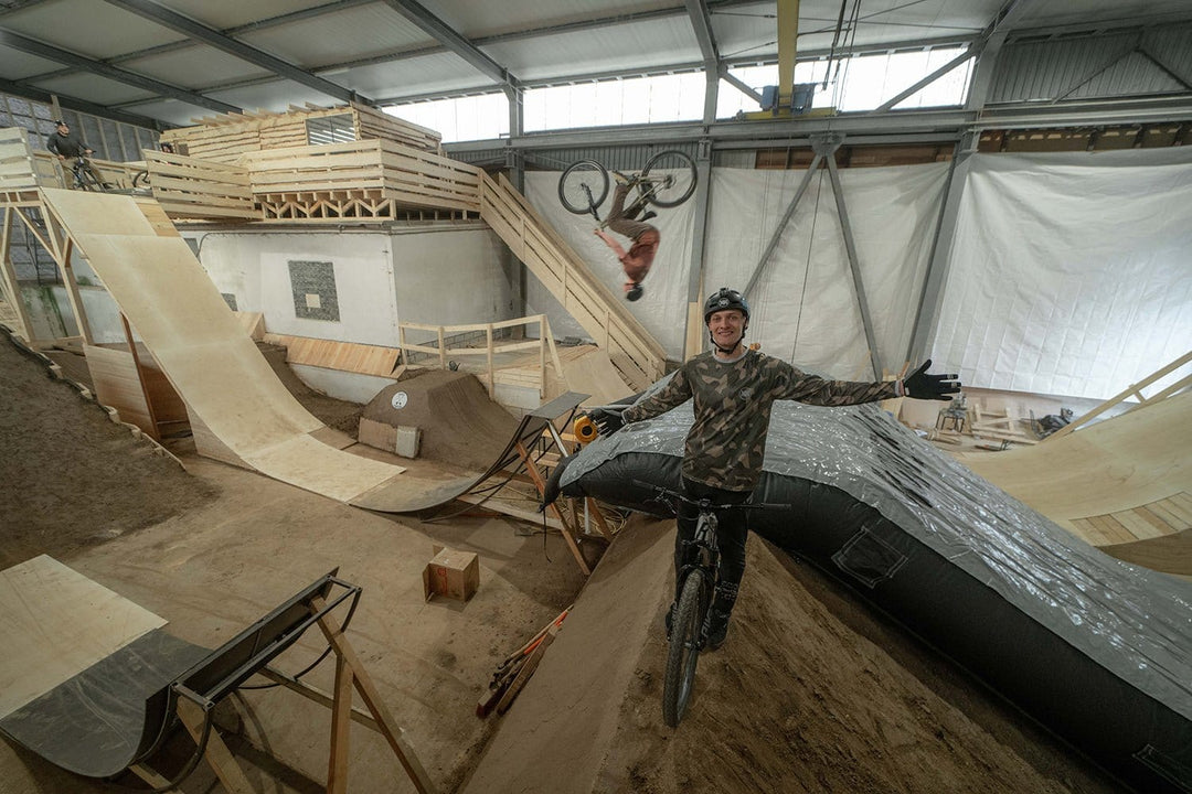 Bike Tages-Camp mit Lukas Knopf (Halle 2.0) - The Motion Brand