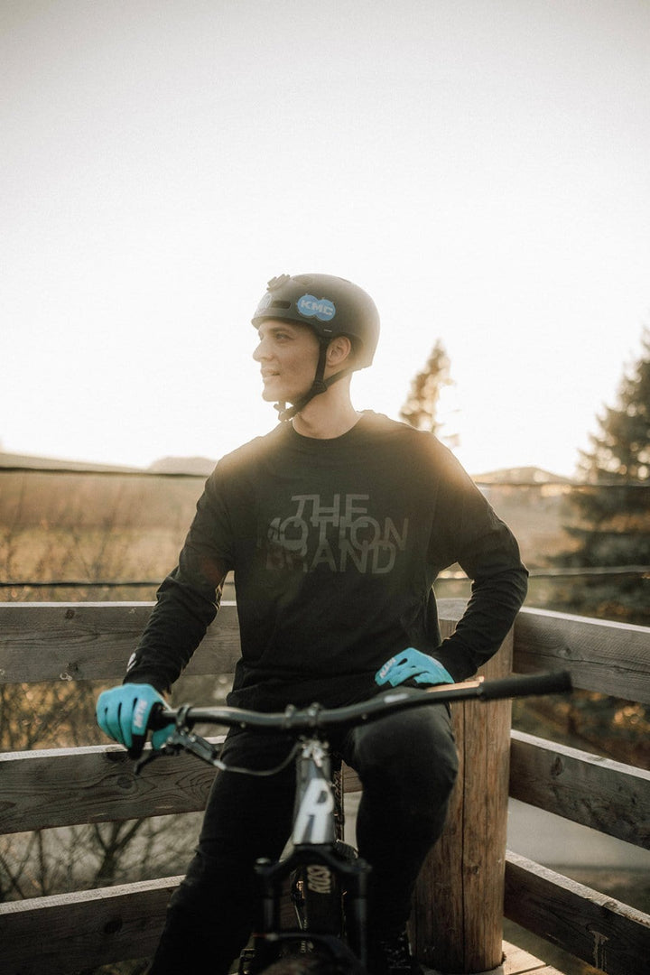 Black/Black YinYang Longsleeve 2.0 - The Motion Brand Langarmshirt Shirt Langarm FrotteeStick Streetwear Oversized Longsleeve