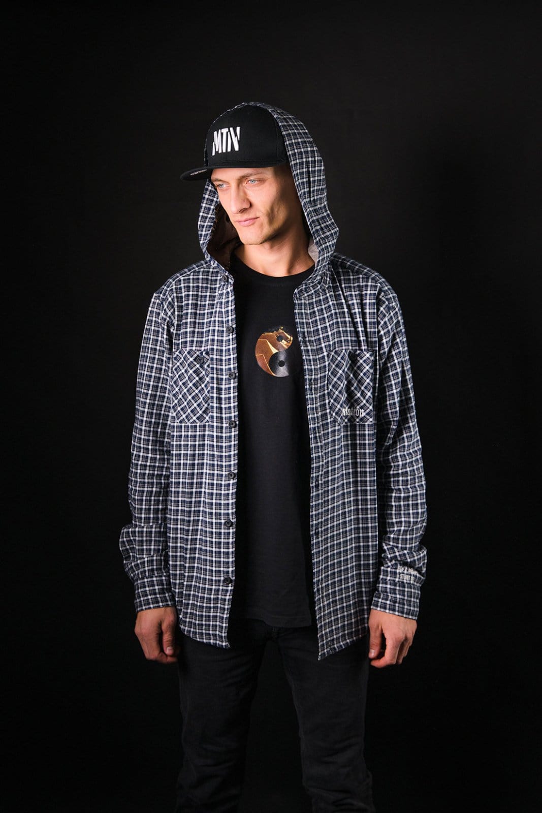 Black/White Hooded Flanell YinYang 2.0 - The Motion Brand Langarmshirt Shirt Langarm FrotteeStick Streetwear Oversized Longsleeve Flanell Hemd Flanellhemd Bikewear