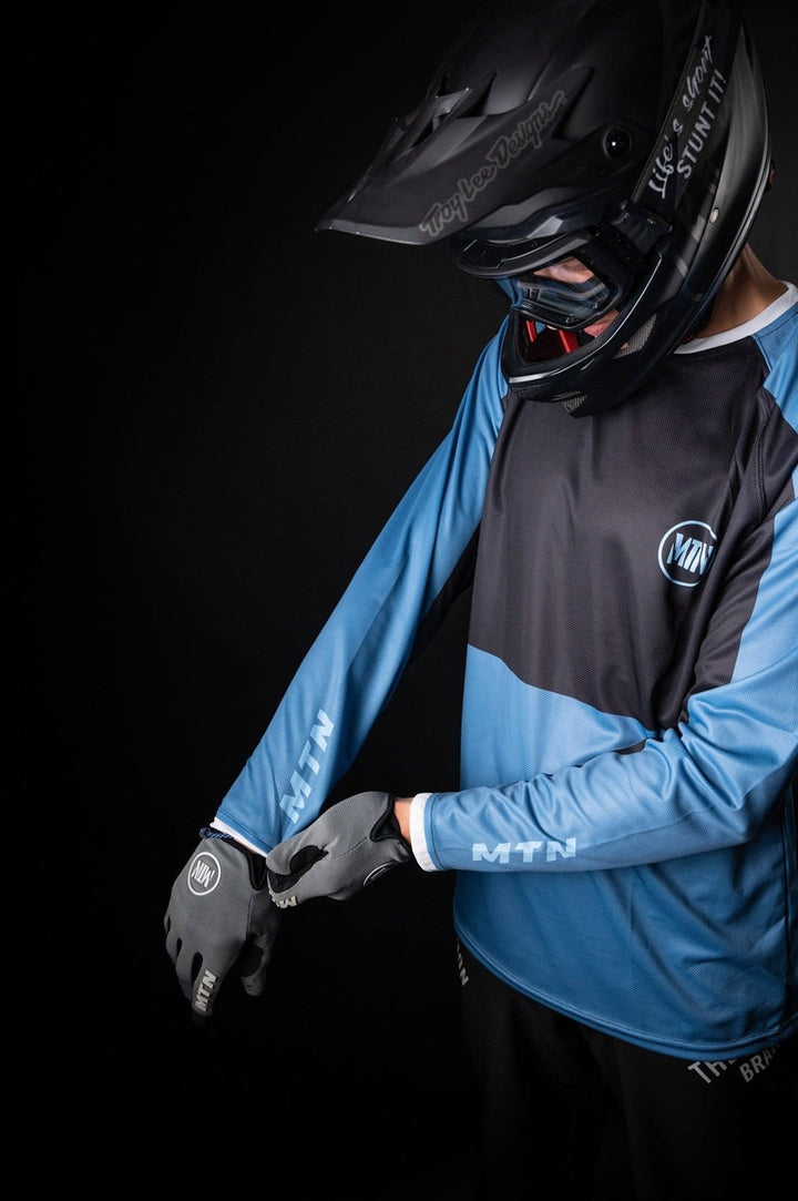 Blue Motion MTB Jersey langarm - The Motion Brand Trikot Bike Trikot Langarmshirt Langarmjersey Bike Jersey Lukas Knopf Merch Lukas Knopf Merchandise Life's Short Stunt It