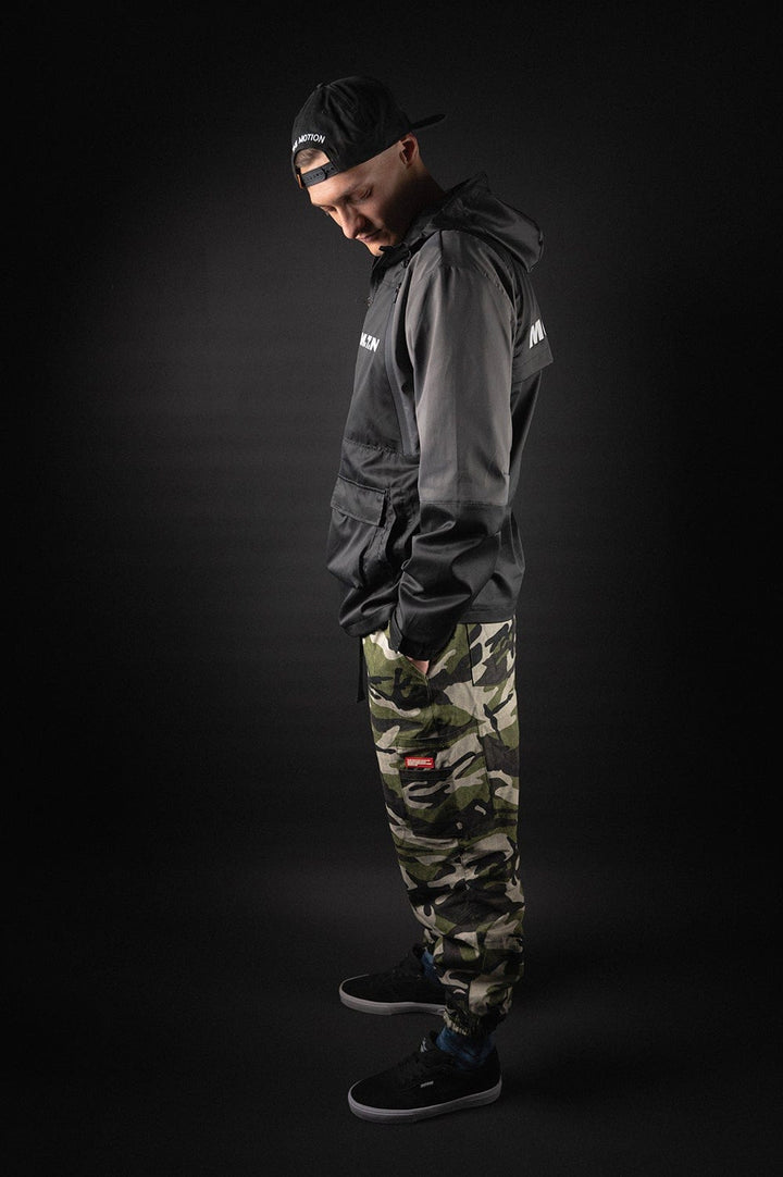Camo Cargo Pants - The Motion Brand CamoHose Hose Camouflage Hose Streetwear Hose Pants Trackpant Trackpants Camo