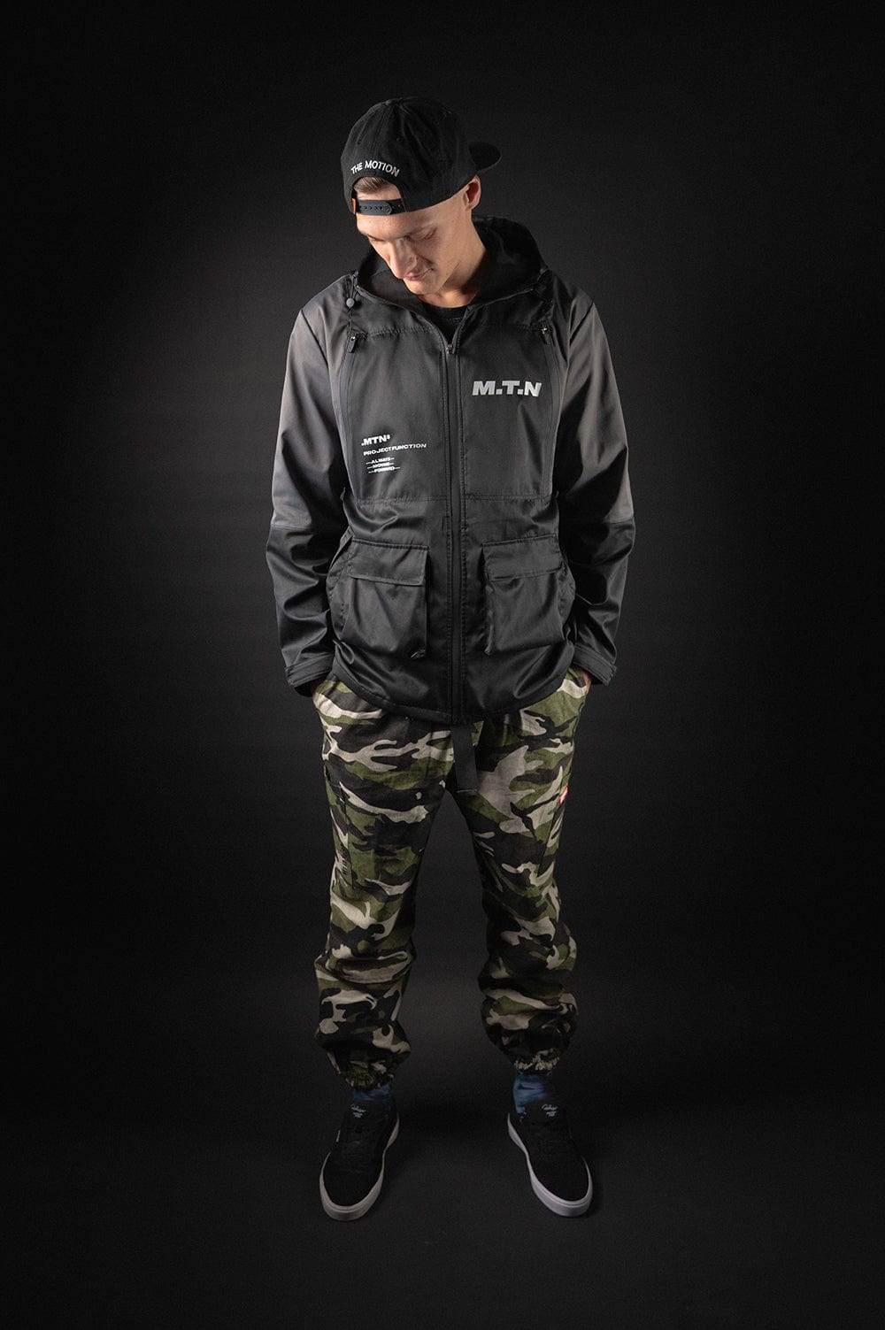 Camo Cargo Pants - The Motion Brand CamoHose Hose Camouflage Hose Streetwear Hose Pants Trackpant Trackpants Camo