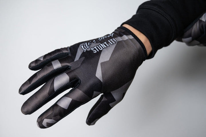 Dark-Camo MTB Handschuhe - The Motion Brand  Bike Gloves Bike Handschuhe Fahrradhandschuhe Bikewear Bike wear Glove Camouflage