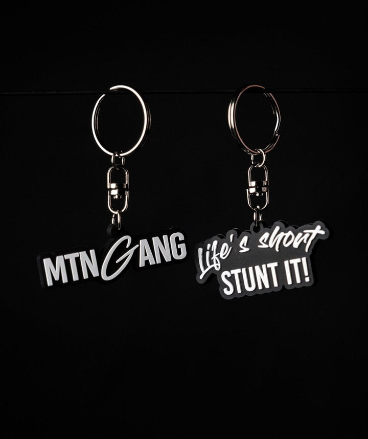 Keychain - Set Stunt! X MTNGang - The Motion Brand Schlüsselanhänger MTNGANG Life's Short Stunt It Merch Lukas Knopf