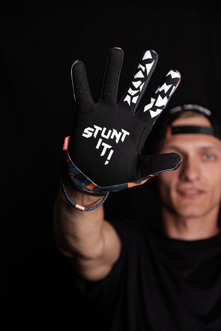 Orange-Camo MTB Handschuhe - The Motion Brand  Bike Gloves Bike Handschuhe Fahrradhandschuhe Bikewear Bike wear Glove Camouflage