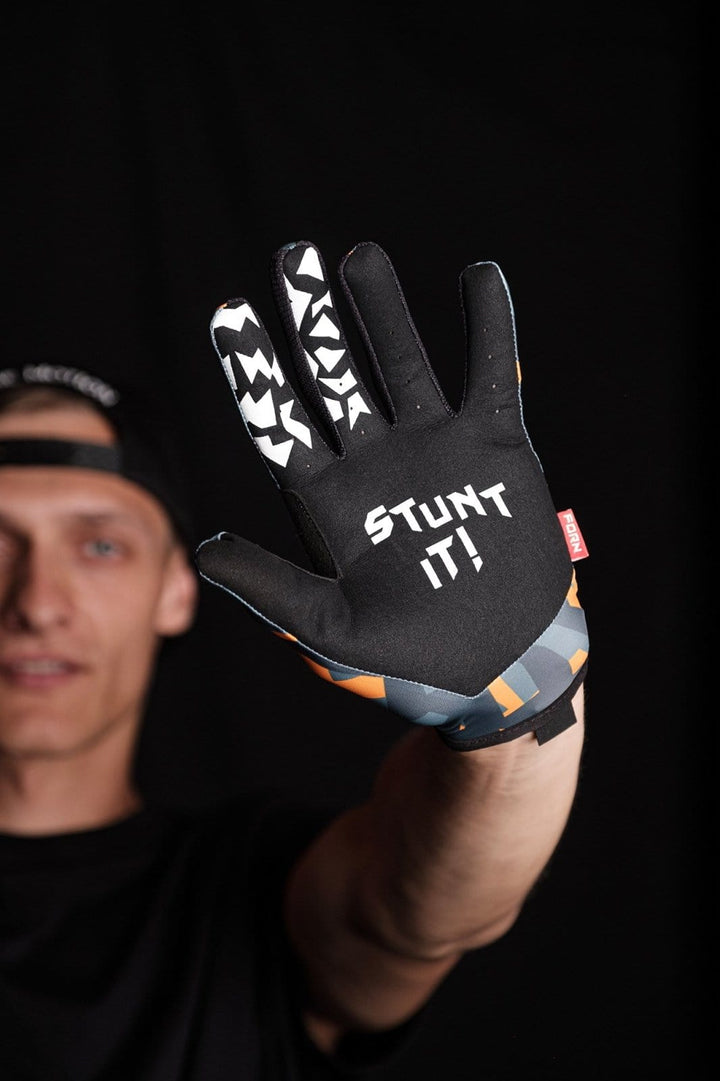 Orange-Camo MTB Handschuhe - The Motion Brand  Bike Gloves Bike Handschuhe Fahrradhandschuhe Bikewear Bike wear Glove Camouflage