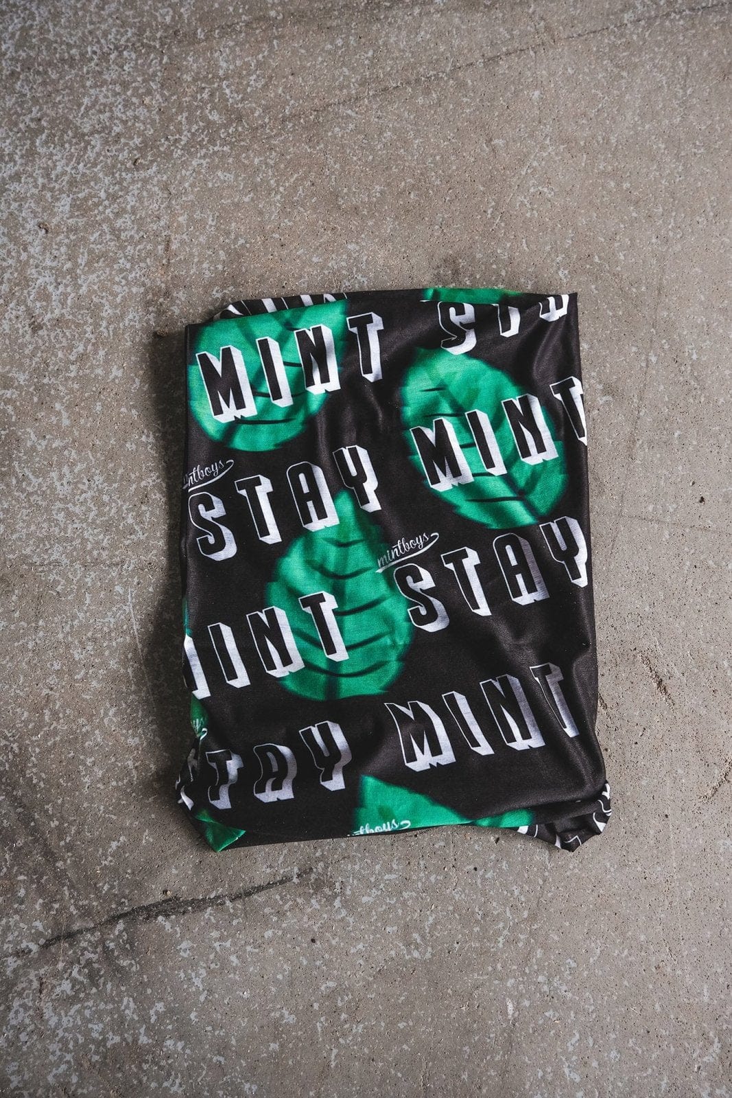 STAY MINT Bandana - The Motion Brand Life's Short Stunt It Merch Stunt It Schnürsenkel Lukas Knopf
