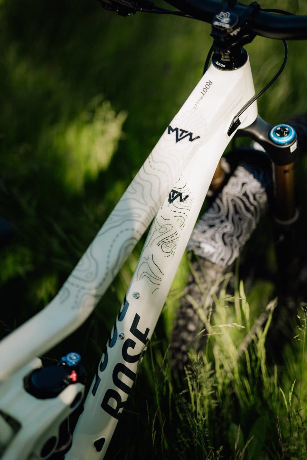 mountainbike abschließen Terra MTB Frameguard Rahmensticker – Lukas Knopf