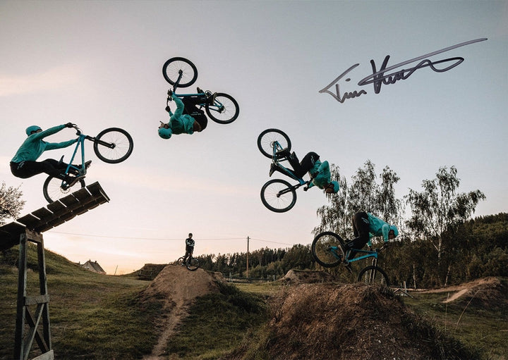 Tim Knopf Poster-Set (Handsigniert, A3) - The Motion Brand Mountainbike Poster Lukas Knopf Merchandise Merch Bike Poster