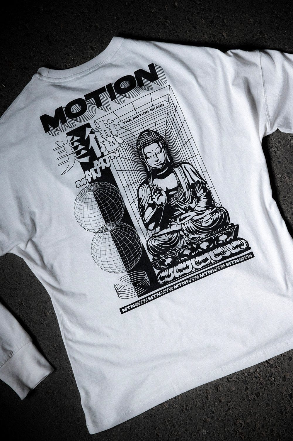 White Buddha Longsleeve - The Motion Brand Langarmshirt Shirt Langarm FrotteeStick Streetwear Oversized Longsleeve grau bikewear bike wear weißes longsleeve Longsleeve weiß buddha print buddha druck