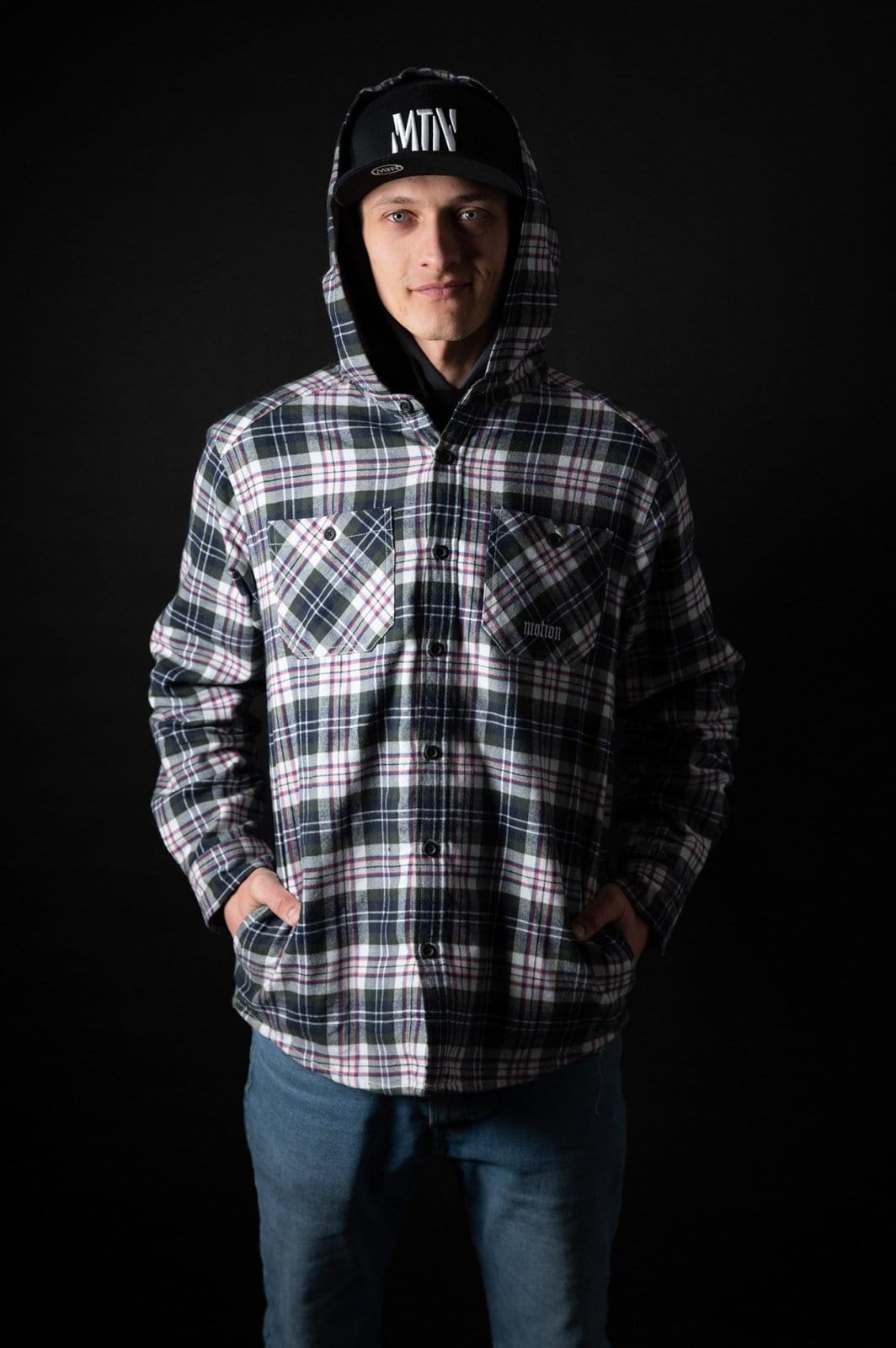 White Tactical Hooded Flanell - The Motion Brand Langarmshirt Shirt Langarm FrotteeStick Streetwear Oversized Longsleeve Flanell Hemd Flanellhemd Bikewear